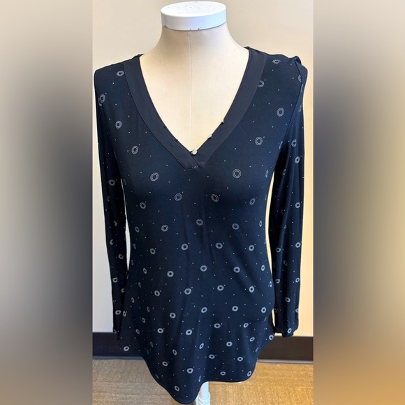 Reitmans Gamber & Grace Blue Long Sleeve stretchy Fitted Blouse women's size M - Picture 2 of 8